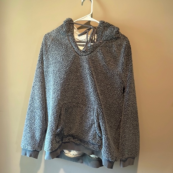 dylan Tops - Dylan Fleece Hoodie! Like New!